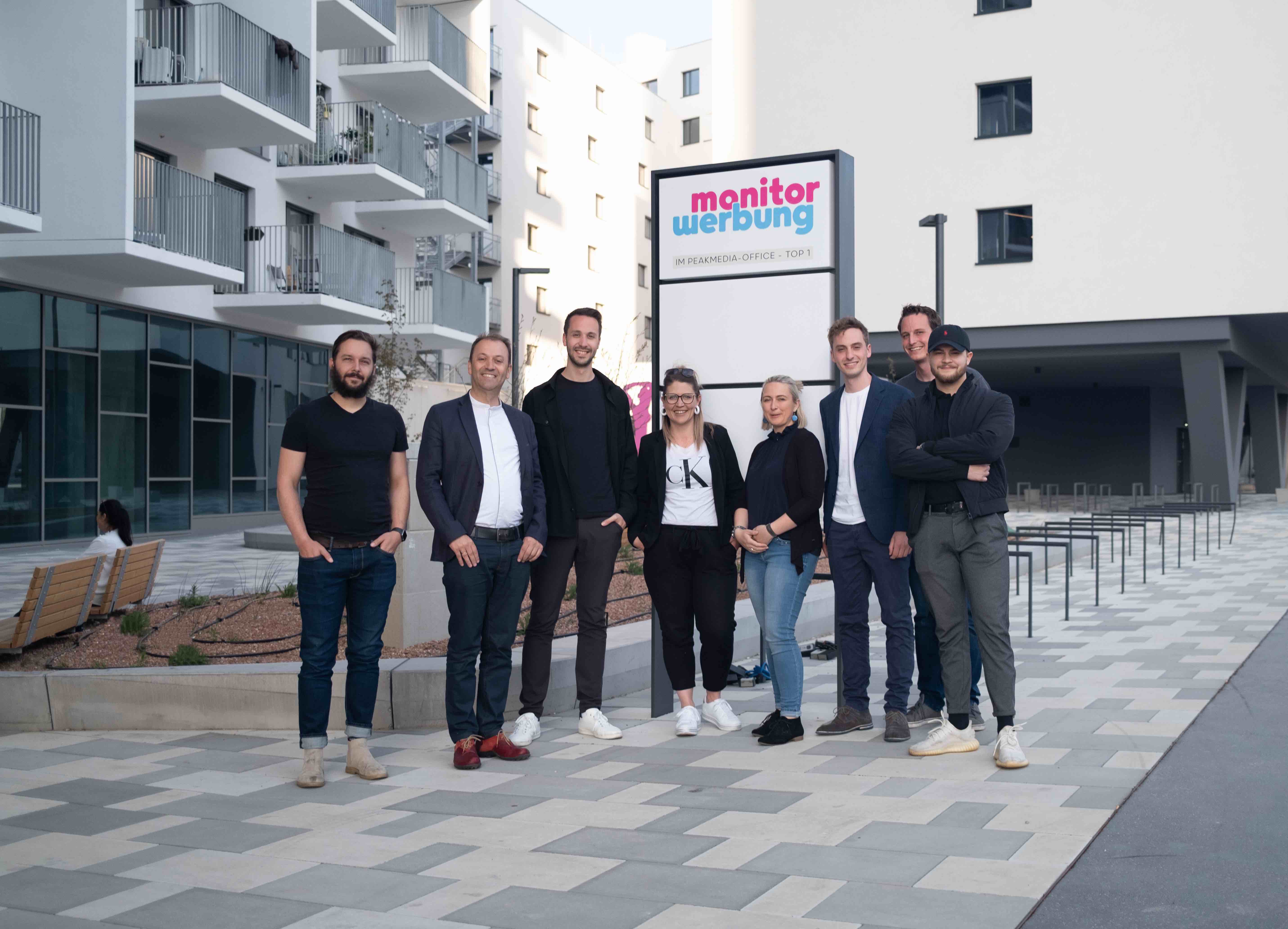 Christian Gindele, Andreas Lanner, Sebastian Lanner, Sarah Sturm Landsfeldt, Yvonne Themessl-Huber, David Lanner, Michael Mascher und Pascale Lercher von monitorwerbung Kärnten