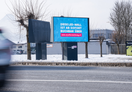 LED Wall Ebbs / Tirol